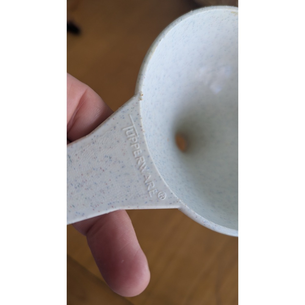 Vintage Tupperware Speckled Granite White Blue Funnel Long Handle 6 Inch 1624 - Picture 2 of 5